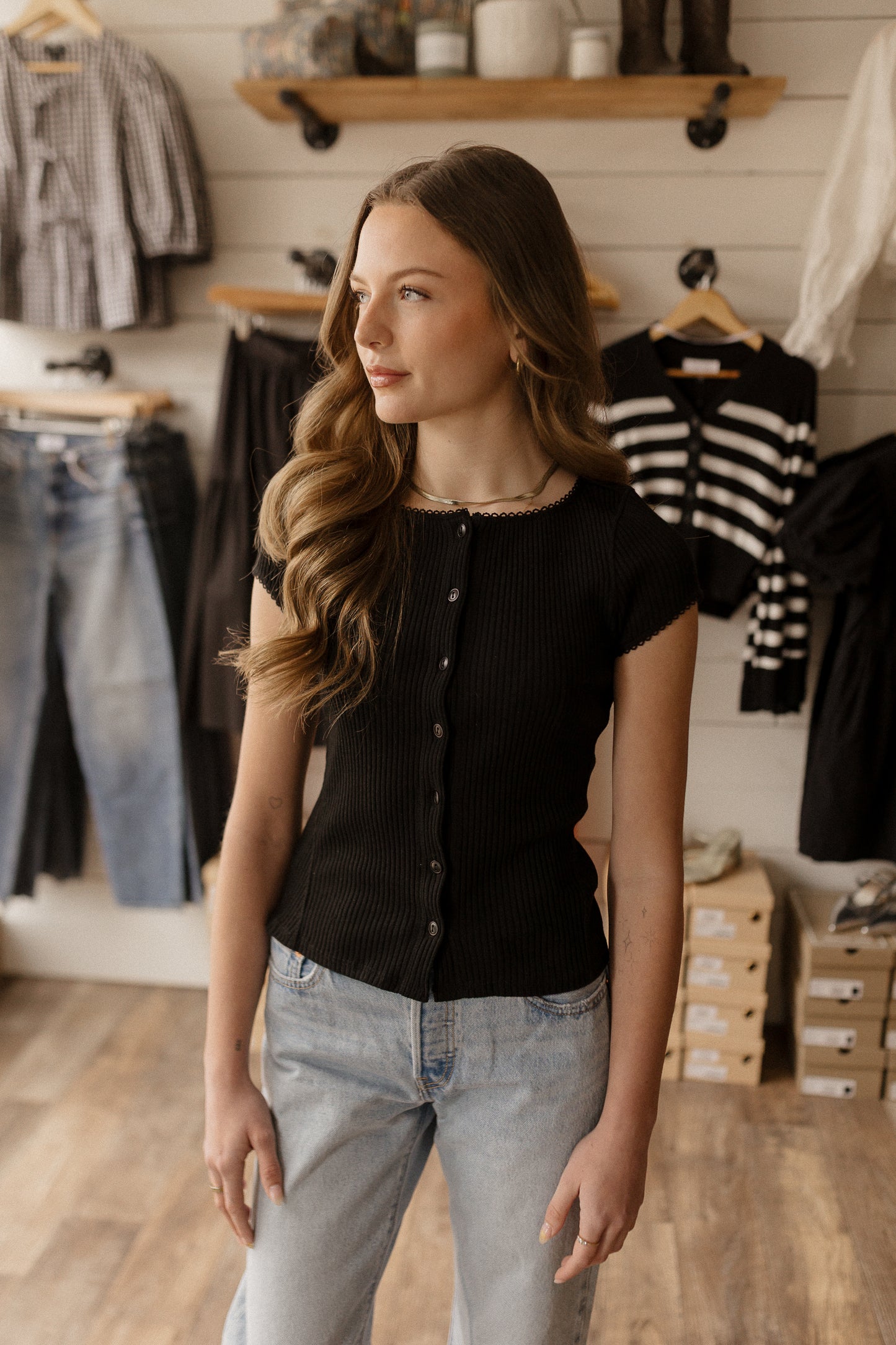 Most Wanted | Tee Cardi