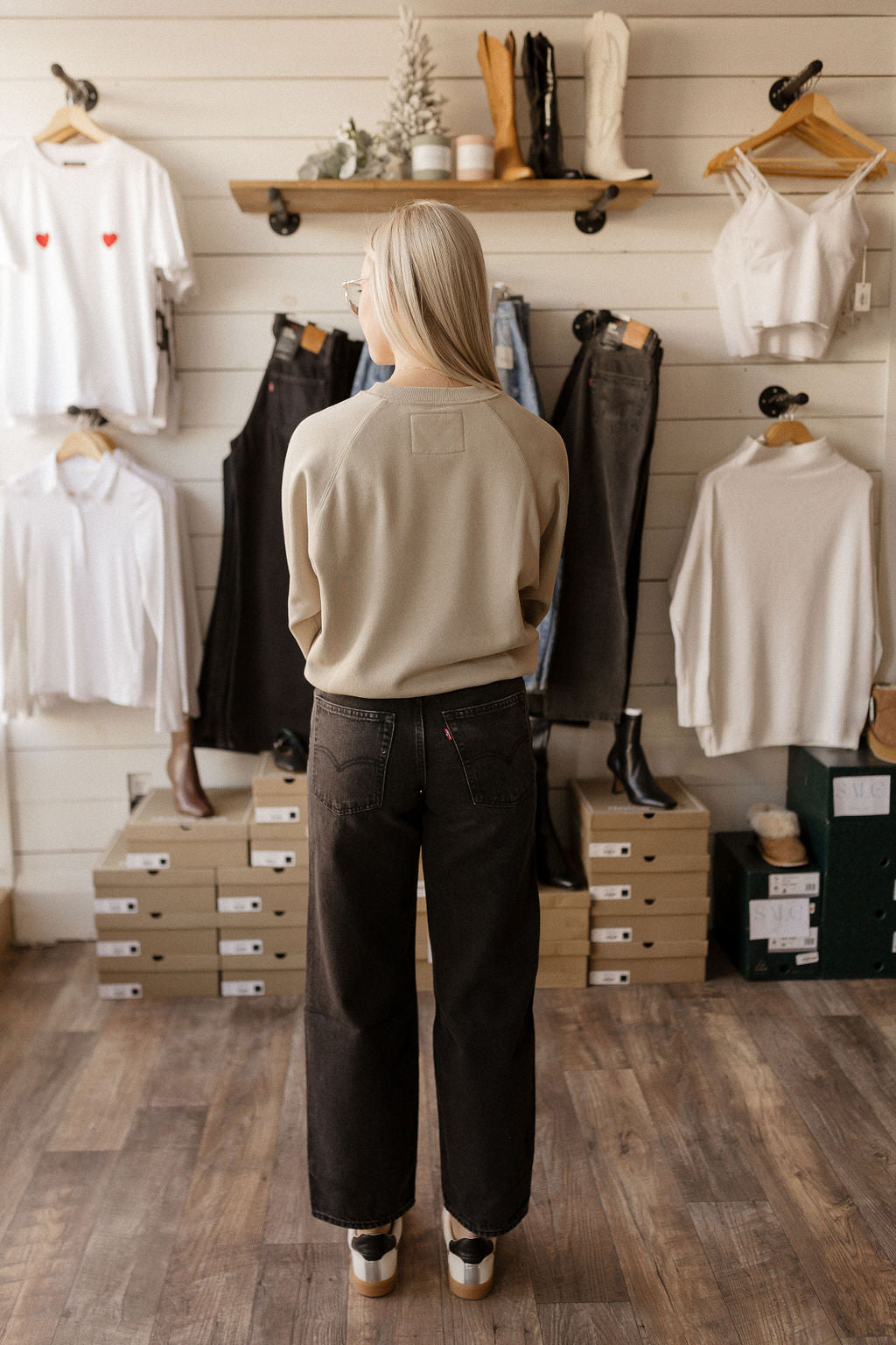 Monika | Crewneck