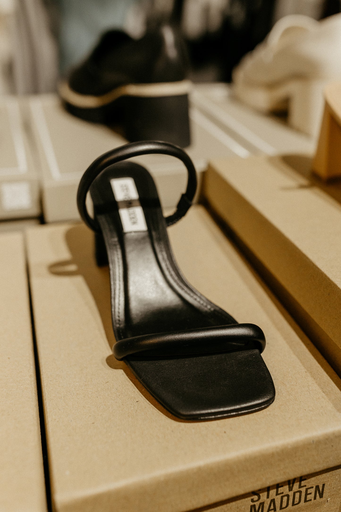 Lilah | Heel