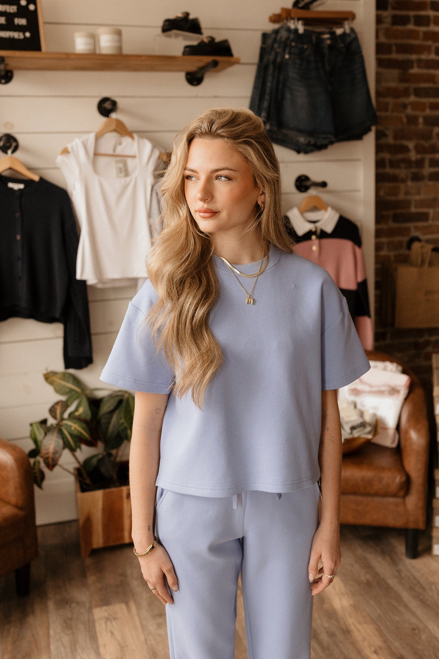Tess | Tee