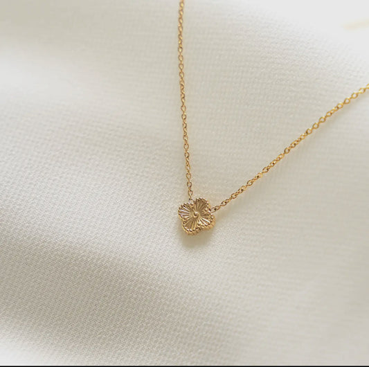 Clover Pendant | Necklace