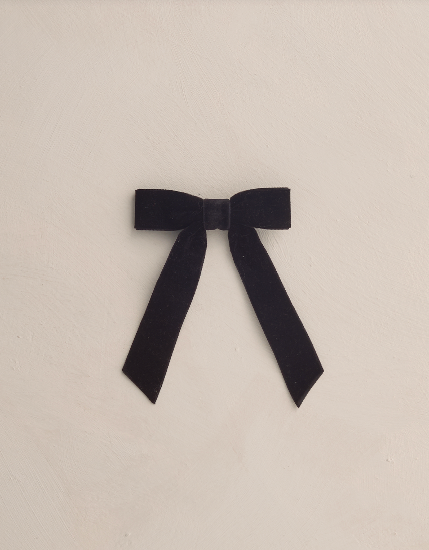 Velvet Black | Bow