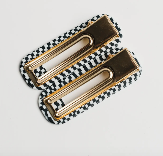 Checkered | Clips