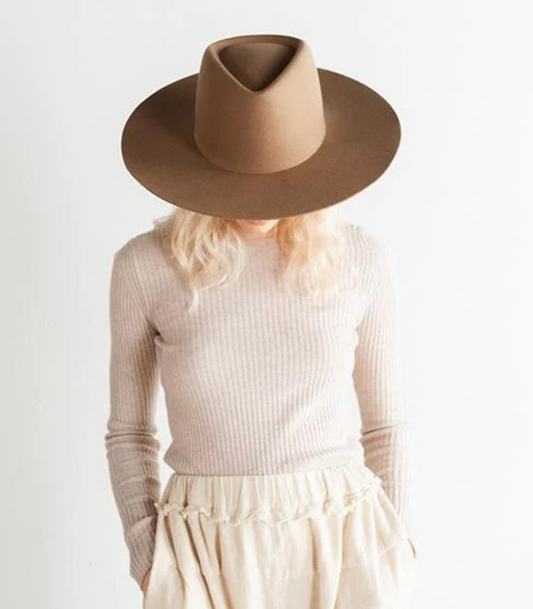 Dakota Triangle Crown