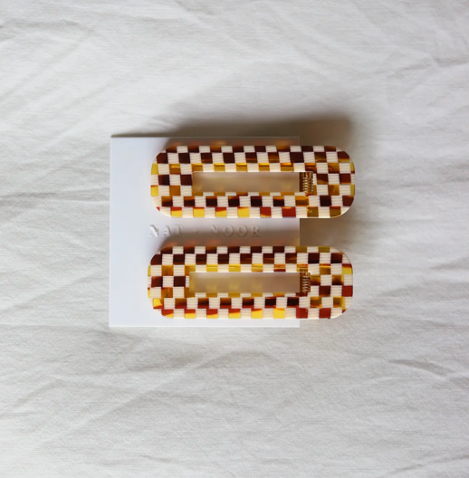 Checkered | Clip