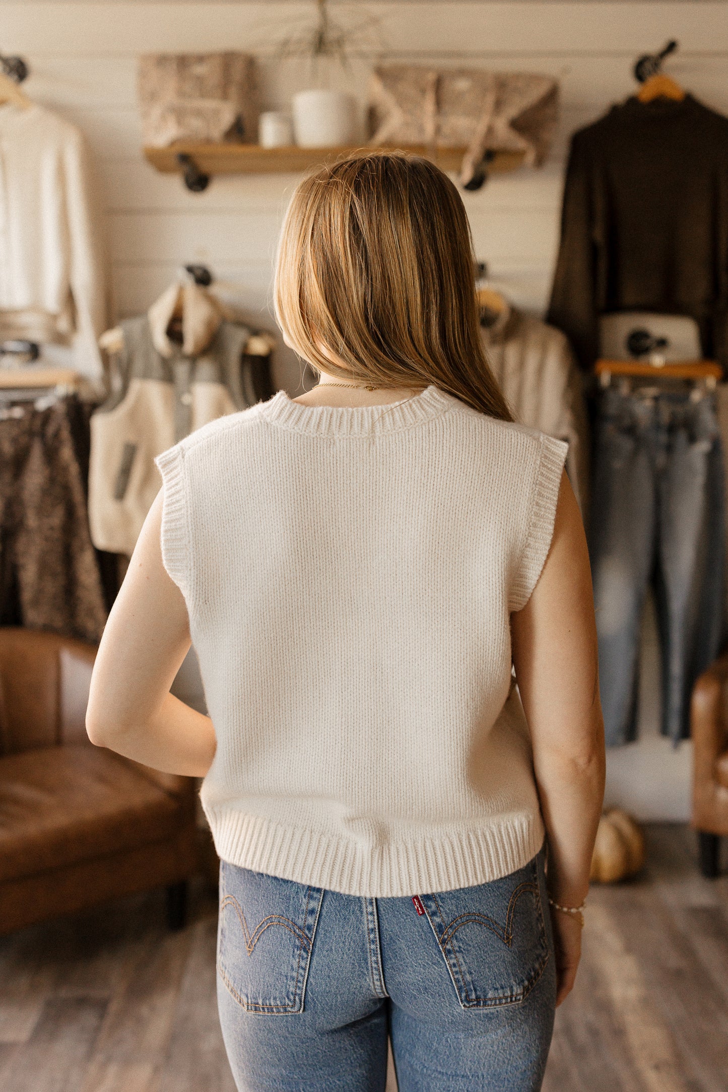 Mura | Vest