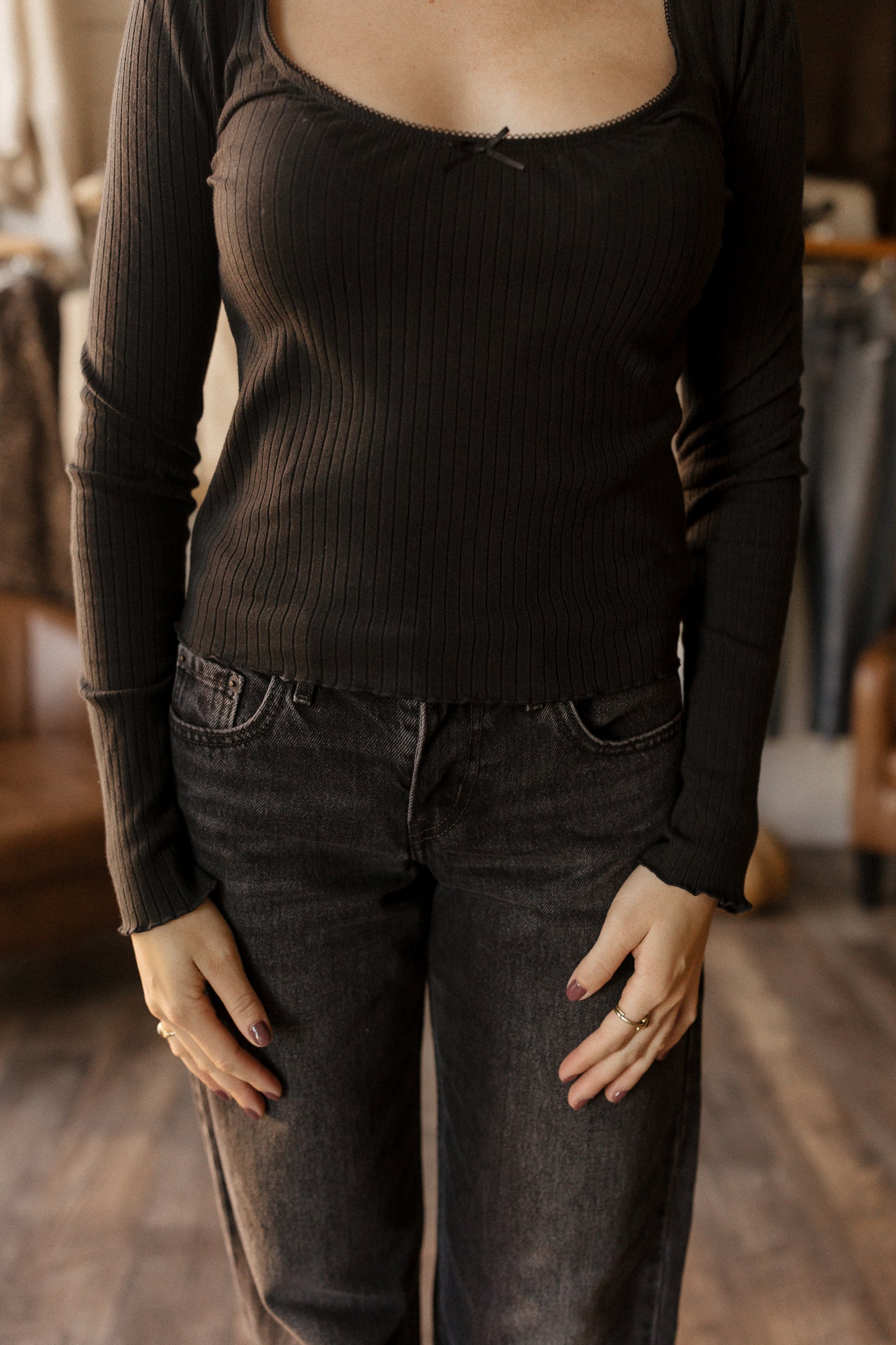 Black Ribbed | Long Sleeve