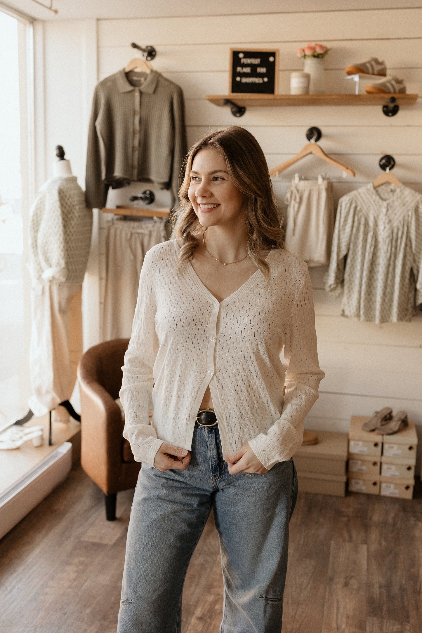 Lora | Cardi