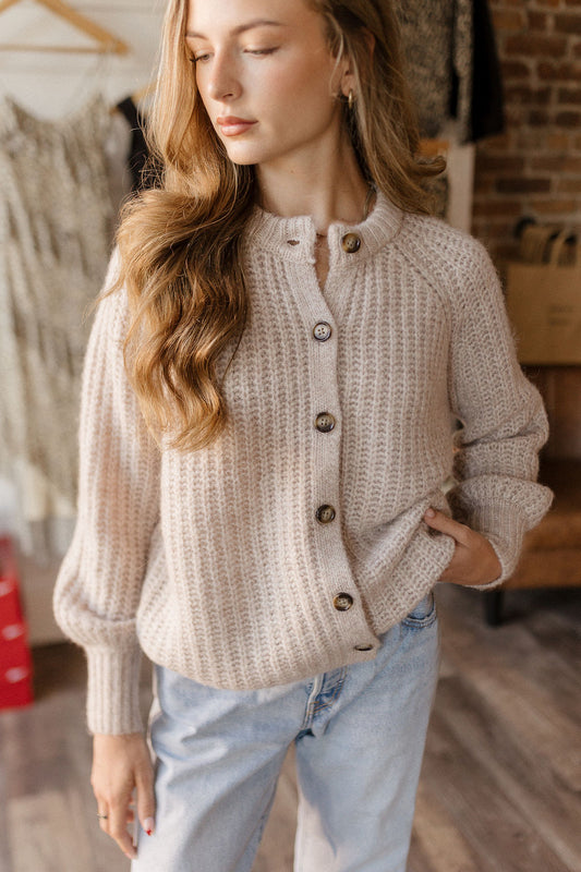 Jenna | Cardi