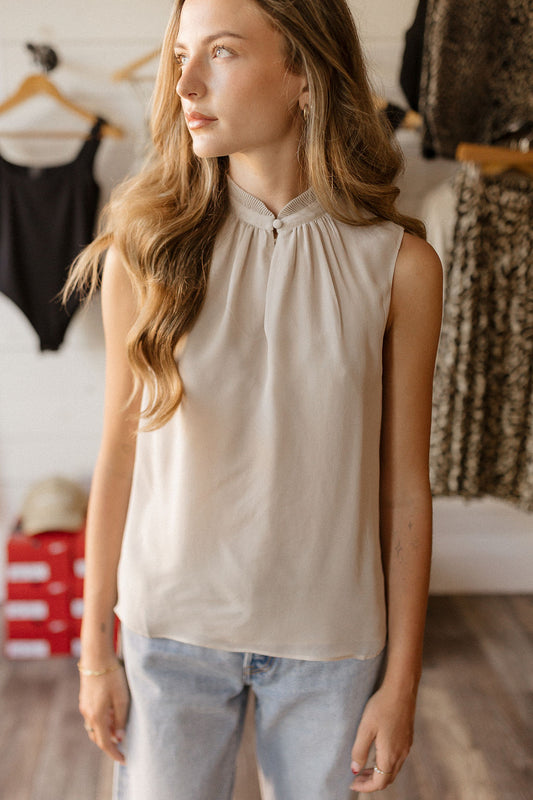 Mya | Top
