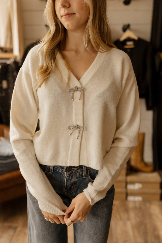 Bow | Cardi