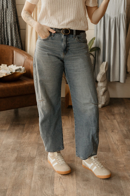 Levi’s Baggy Dad Barrel Denim | Easy Days