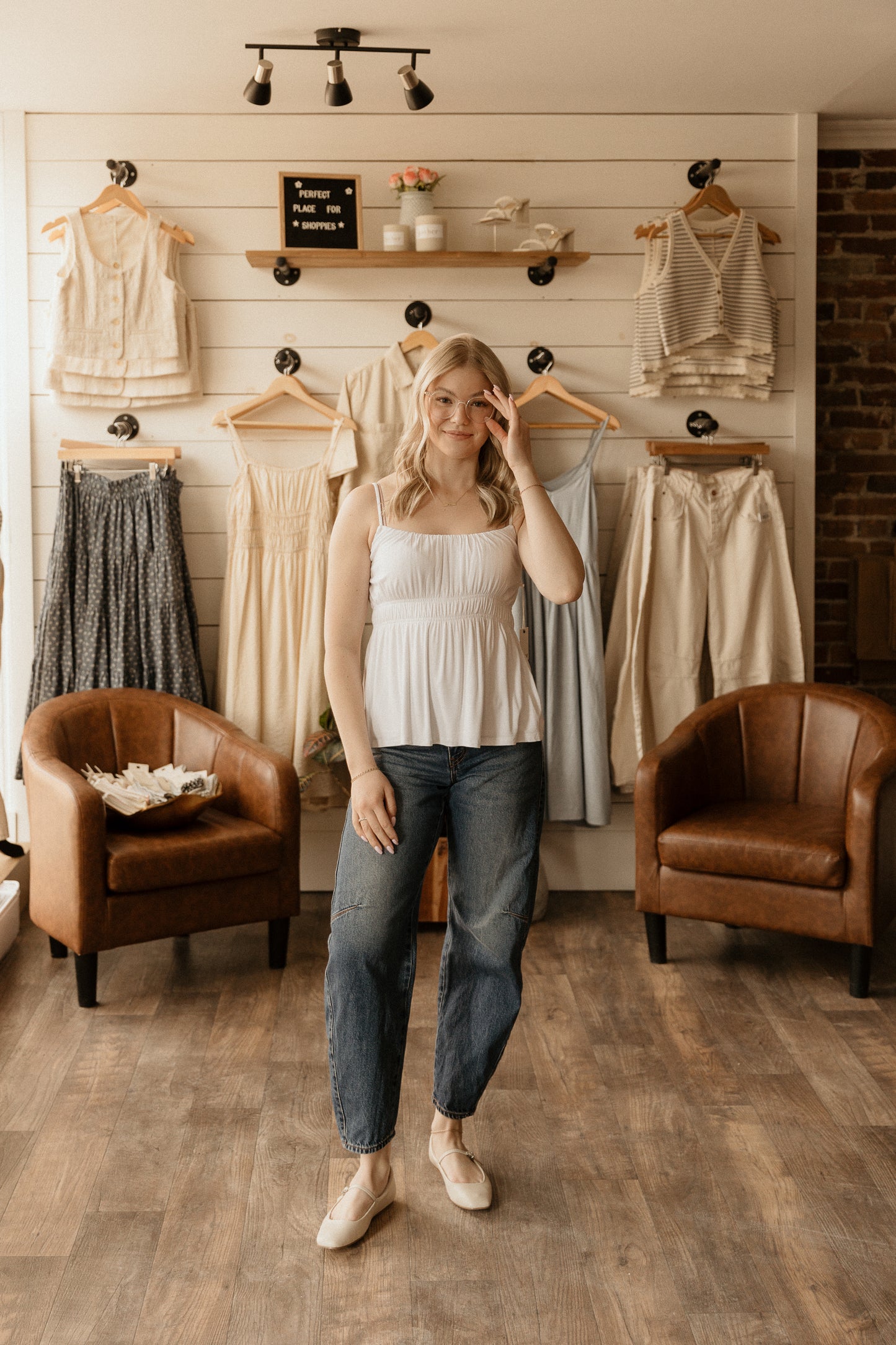 Lorali | Tank