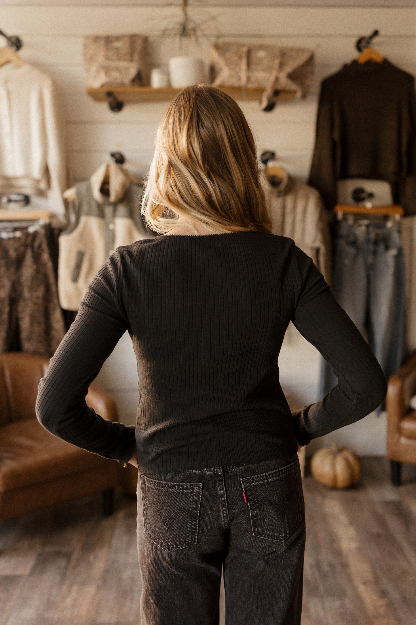 Black Ribbed | Long Sleeve
