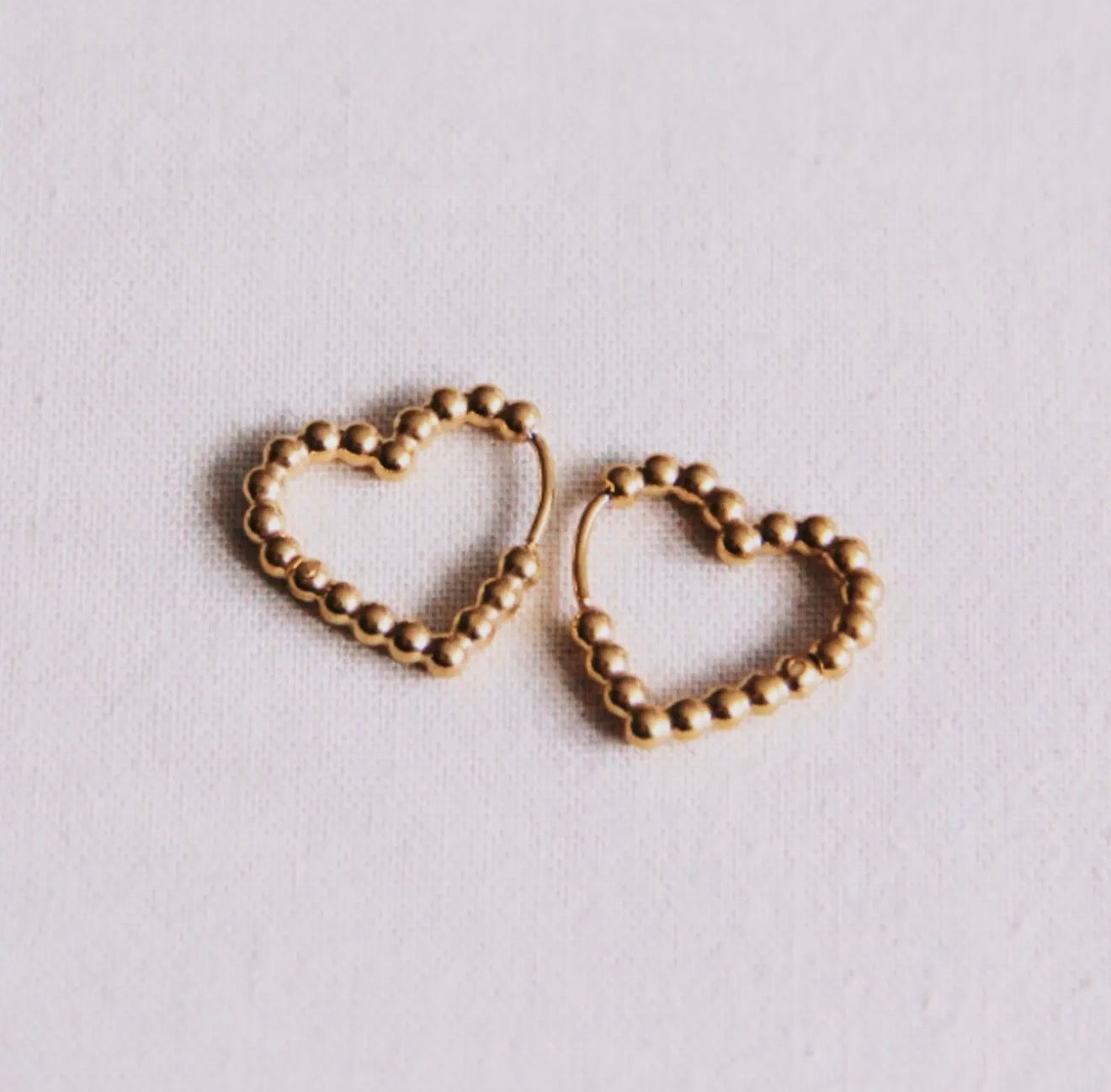Gold Heart | Hoops