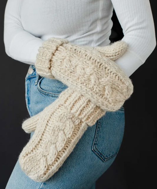 Chunky Biege Cable Knit | Mittens