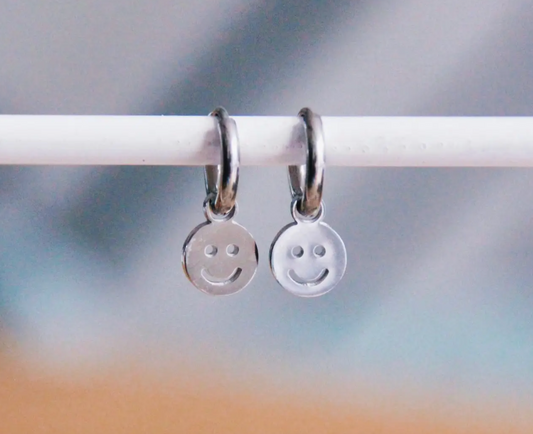Silver Smiley | Huggie