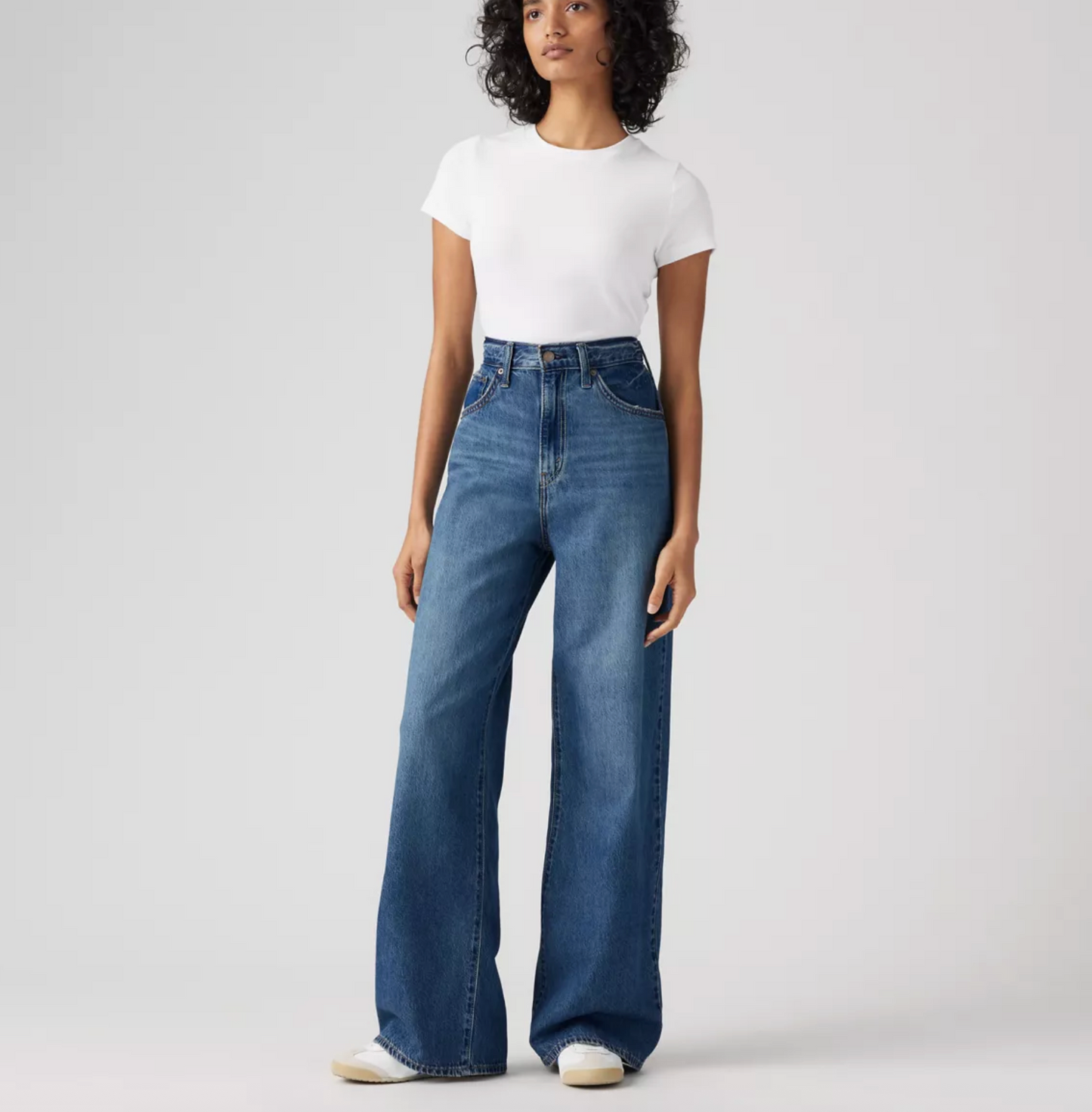 Levi's Cinch Baggy Demim | Chasing Dreams