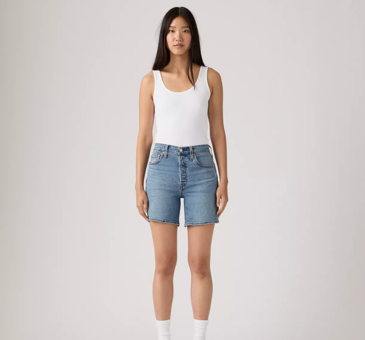 Levi's Mid Thigh Short | Pen Ring LTW