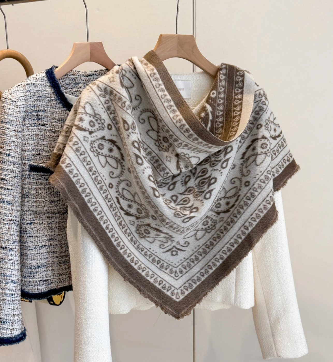Vintage Paisley Triangle Scarf | Kahki