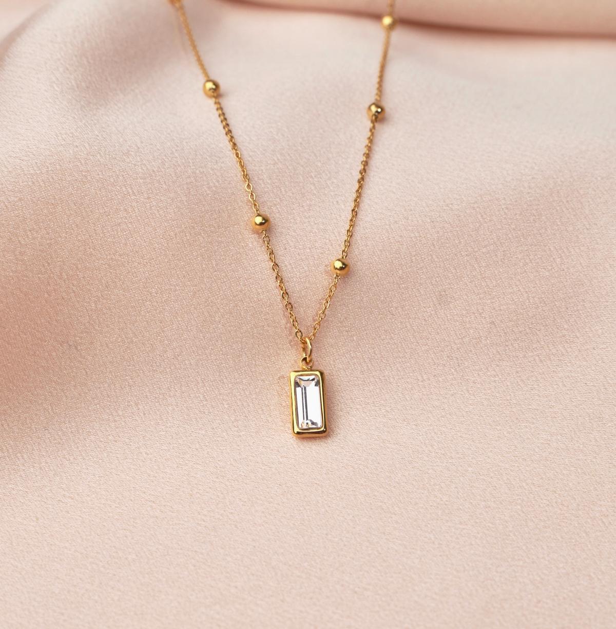 Brilliant Zirconia Stone | Necklace