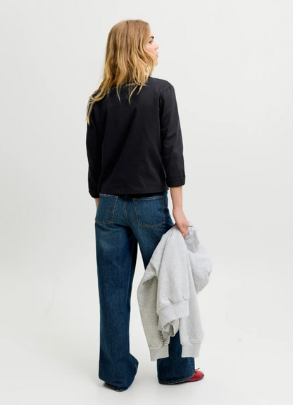 Sophia | Boxy Basic Black